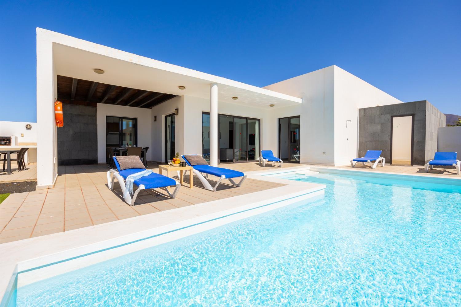 Villa Aurora ปลายาบลังกา ภายนอก รูปภาพ