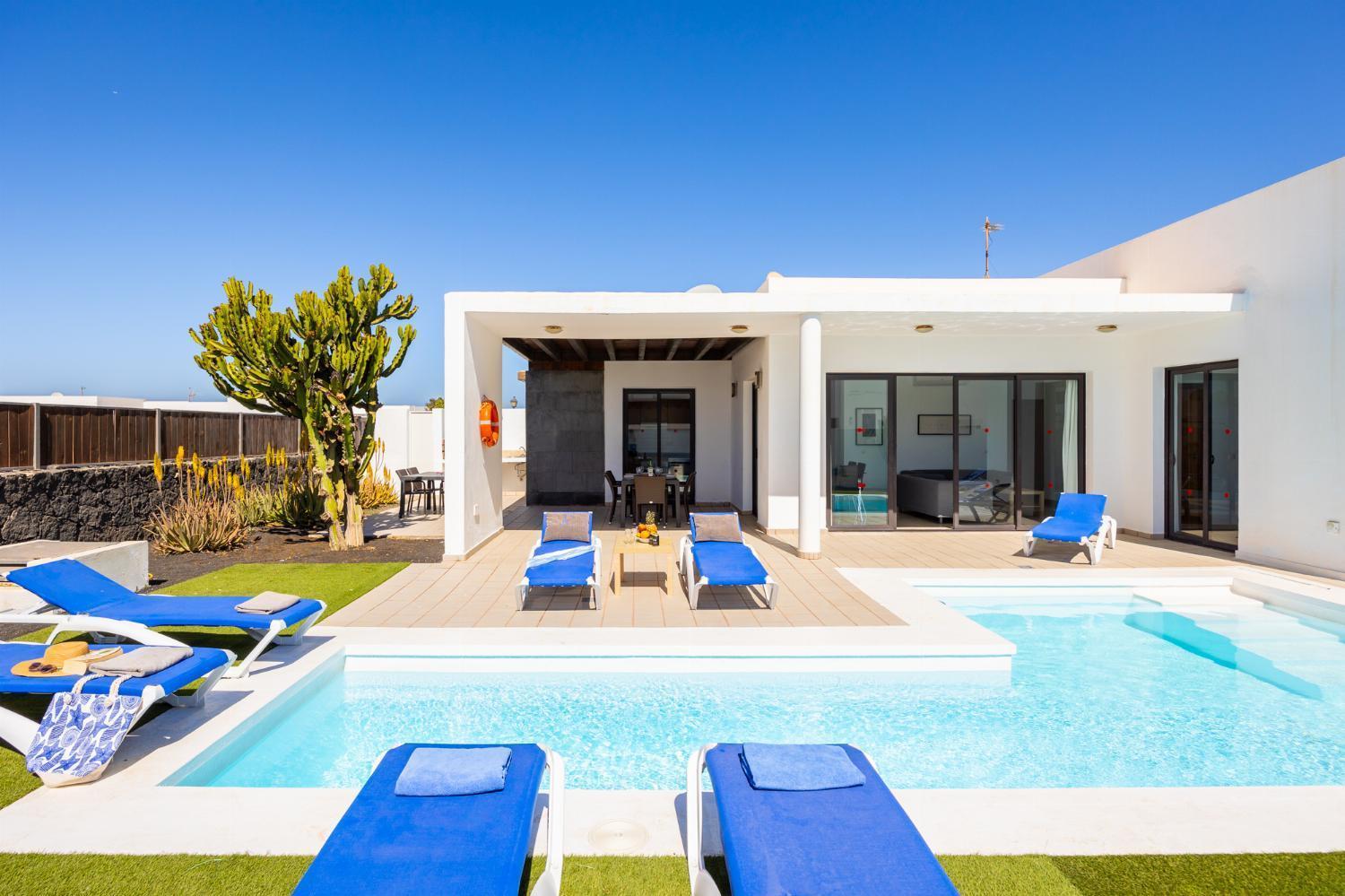 Villa Aurora ปลายาบลังกา ภายนอก รูปภาพ